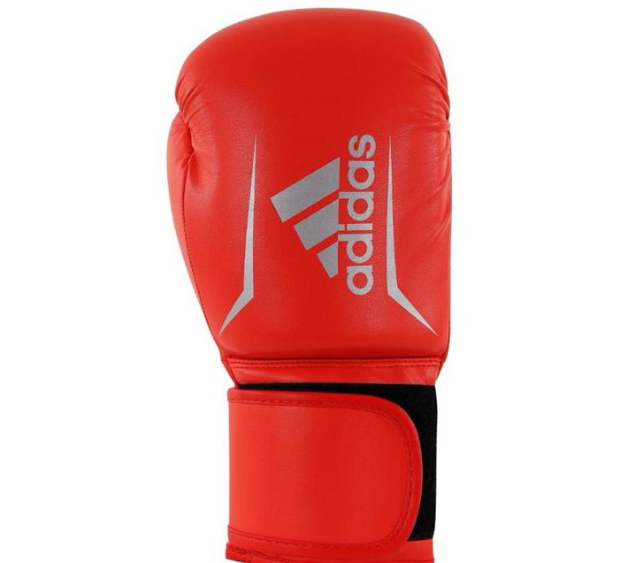 Someone’s in a Makro Adidas Speed75 Boxing Glove Solarred/Silver 10
