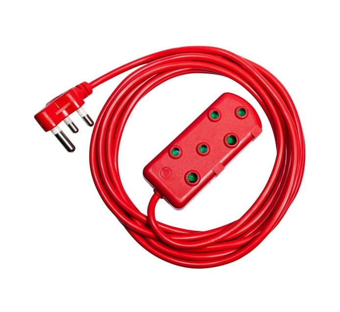 Someone’s in a Makro Powerworx 5m Extension Cord Mood