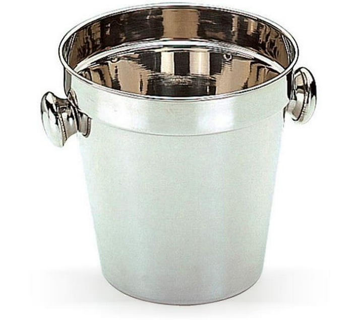 Someone’s in a Makro Ibili Clasica Stainless Steel Ice Bucket, 1.3