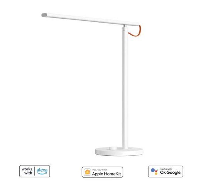 Someone’s in a Makro Xiaomi LED Desk Lamp 1S Mood