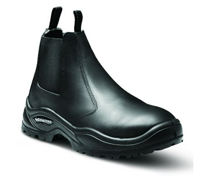 Someone’s in a Makro Safety Boot Lemaitre Zeus STC Black S08 Mood