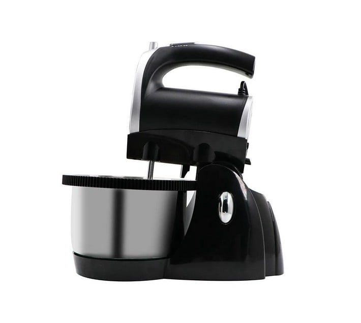 Someone’s in a Makro MultiFunctional Stand Mixer Mood