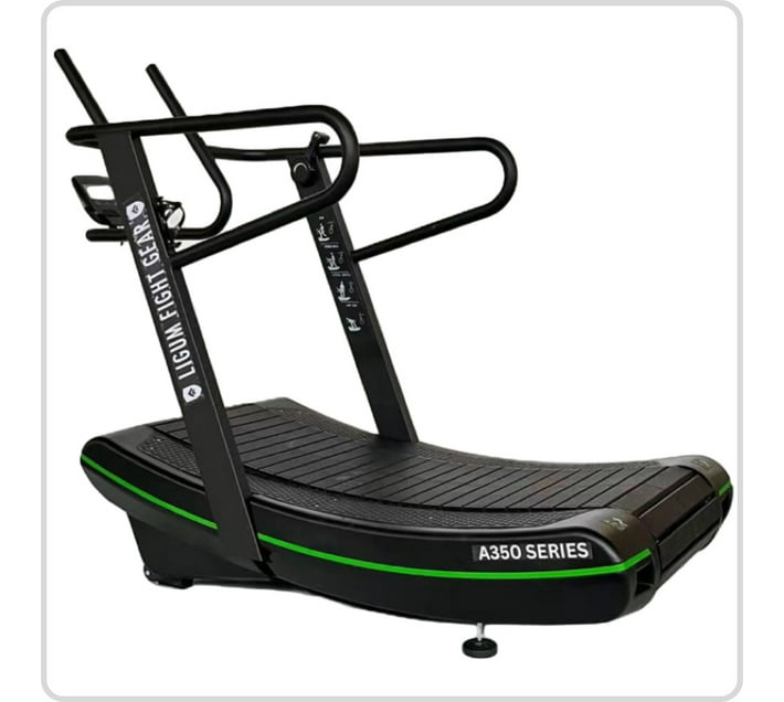 Ligum Fight Gear A350 Curve Manual Treadmill () Makro