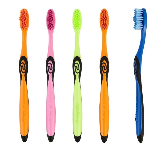 Buy Colgate Colors Medium Toothbrush 5 Pack in Bulk | Makro Business