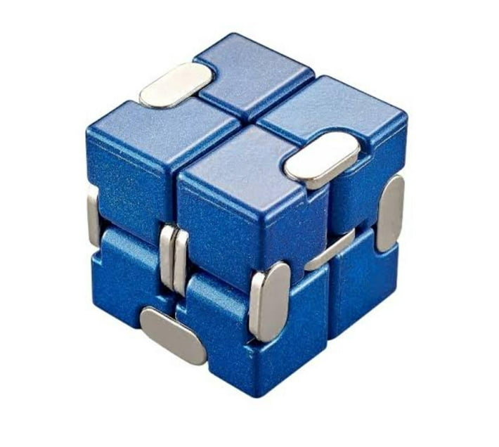 Someone’s in a Makro Aluminium Alloy Infinity Magic Cube - Blue Mood