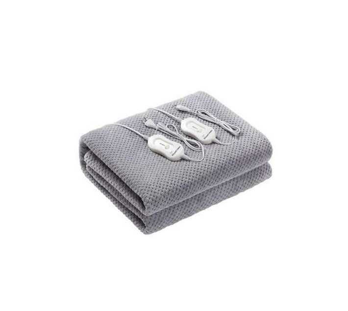 Someone’s in a Makro Russell Hobbs King Electric Blanket with Coral Fleece Mood