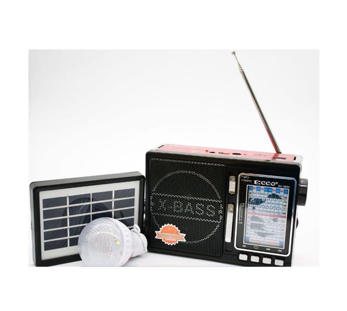 Someone’s in a Makro Ecco EC3855 Solar Powered MP3/FM/AM/USB Portable