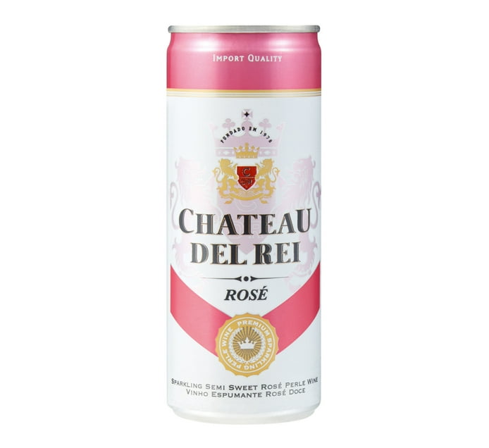 Someone’s in a Makro Chateau Del Rei Semi Sweet Rose (6 x 250 ml) Mood