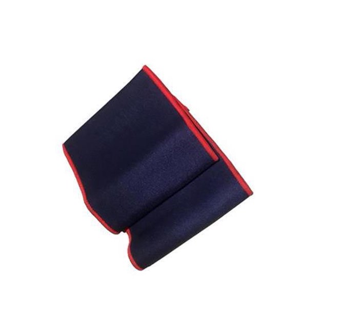 Someone’s in a Makro Waist Trainer Belt Mood