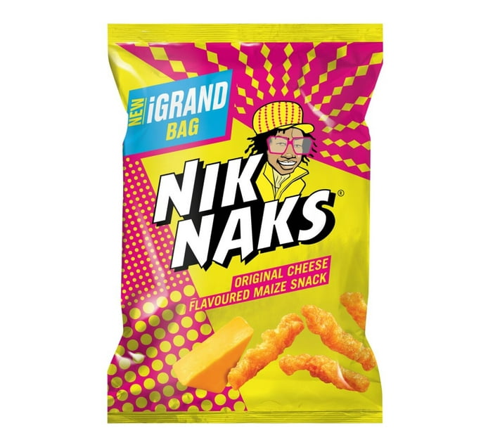 Someone’s in a Makro Simba Chips Cheese (190 GM) Mood