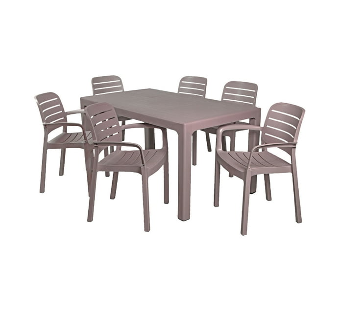 Makro plastic online chairs