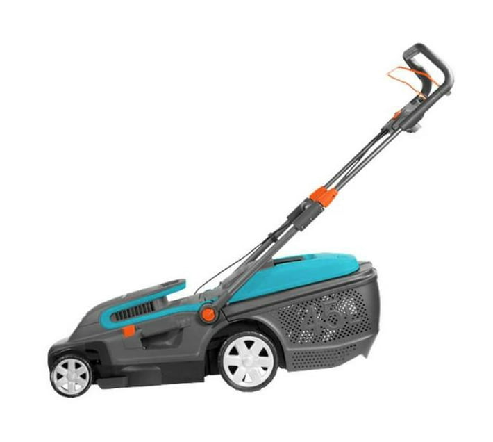 Someone s in a Makro GARDENA Electric Lawnmower PowerMax 1800 37 Mood