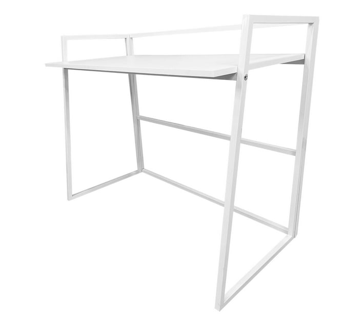 Someone’s in a Makro Student SmartSpace Desk Where Learning Meets