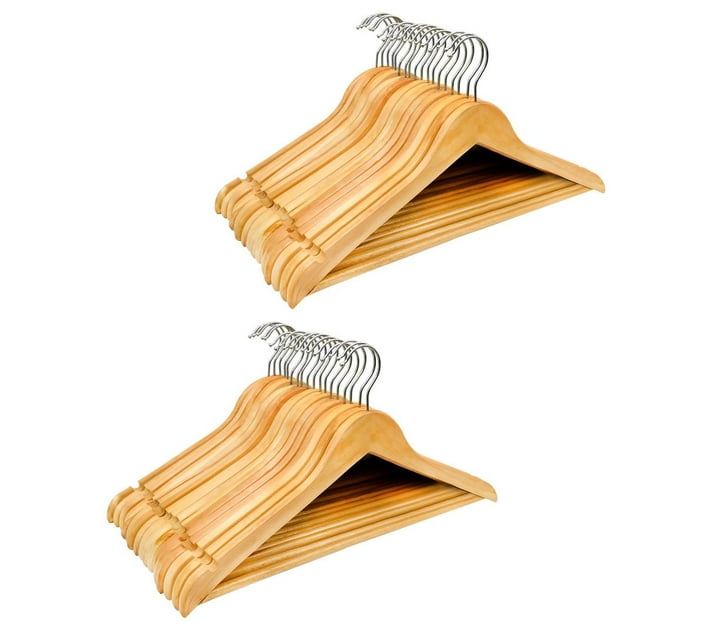 Someone’s in a Makro Anchor 40 Premium Wooden Hangers for Coats Pants