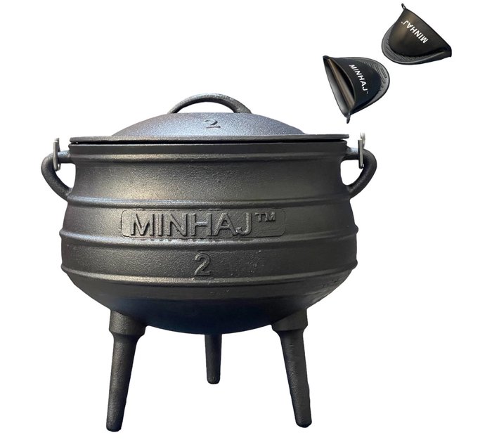 Someone’s in a Makro Minhaj Cast Iron Potjie Pot Size 2 with 2