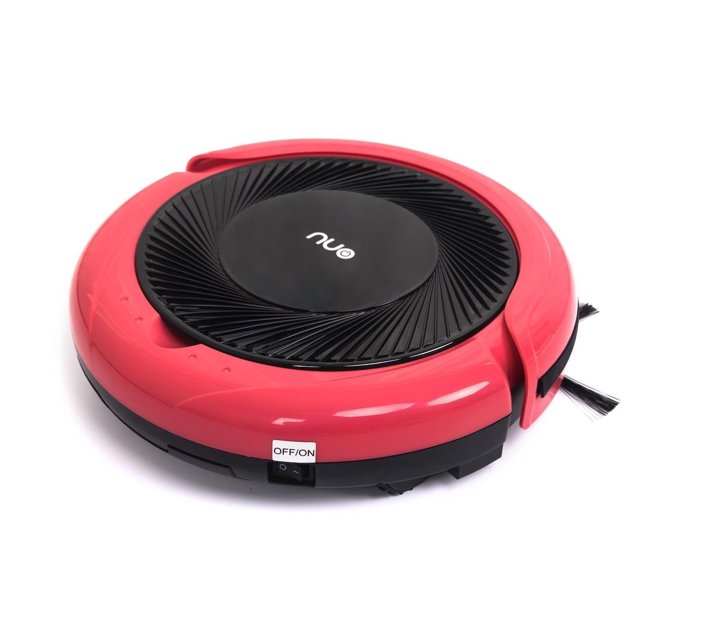 Someone’s in a Makro ROBOTIC VACUUM CLEANER Mood