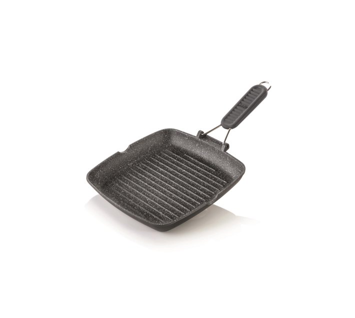 Someone’s in a Makro Risoli Granito Hardstone nonstick grill pan with