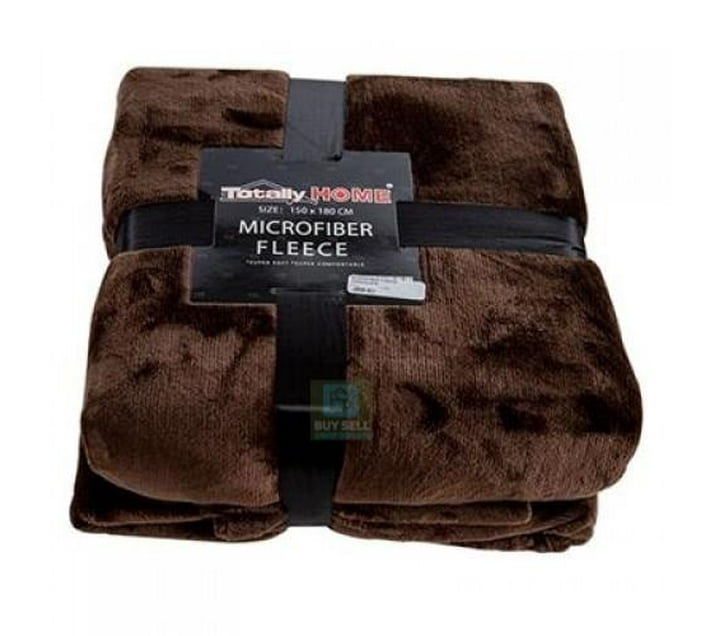 Someone’s in a Makro Totally Home Fleece Blanket Mood