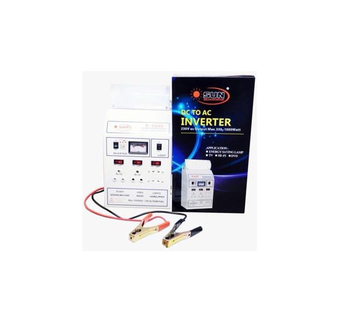 Someone’s in a Makro Sun Solar DC to AC power inverter S1000 (1000 watts) Mood