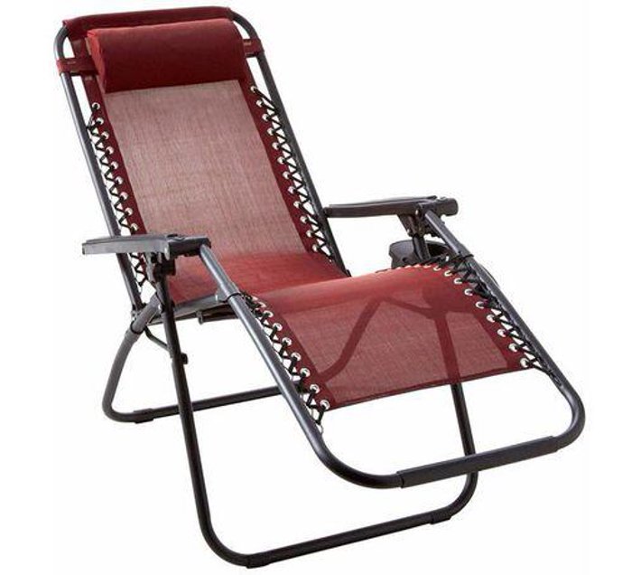Someone’s in a Makro Hazlo Foldable Zero Gravity Outdoor Reclining
