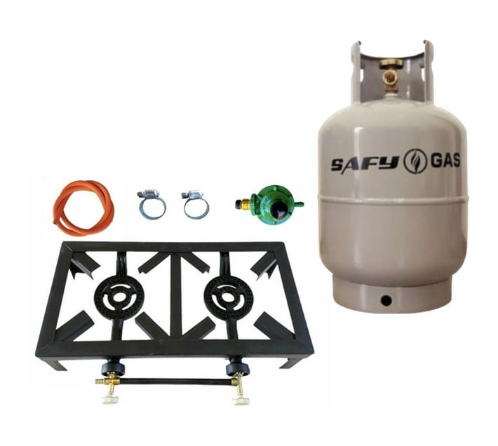 Someone’s in a Makro Black 4 Plate Gas Stove with Fittings & Gas