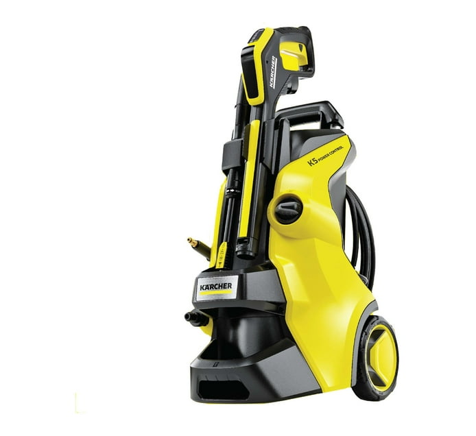 Someone’s in a Makro Karcher K5 Power Control HighPressure Cleaner Mood