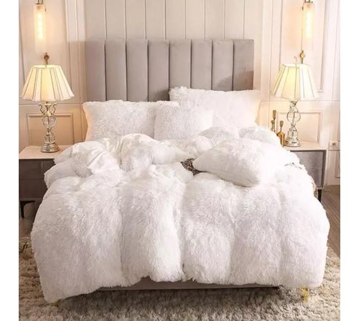 Someone’s in a Makro Smte 3 pcs Fluffy Warm Comforters White Mood