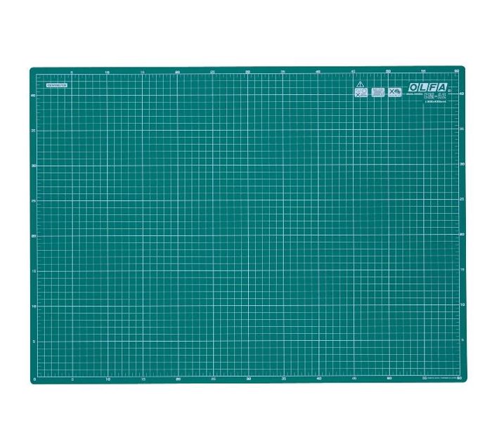 Someone’s in a Makro Olfa Mat Craft MultiPurpose 620 X 450mm A2 Self Healing Mood
