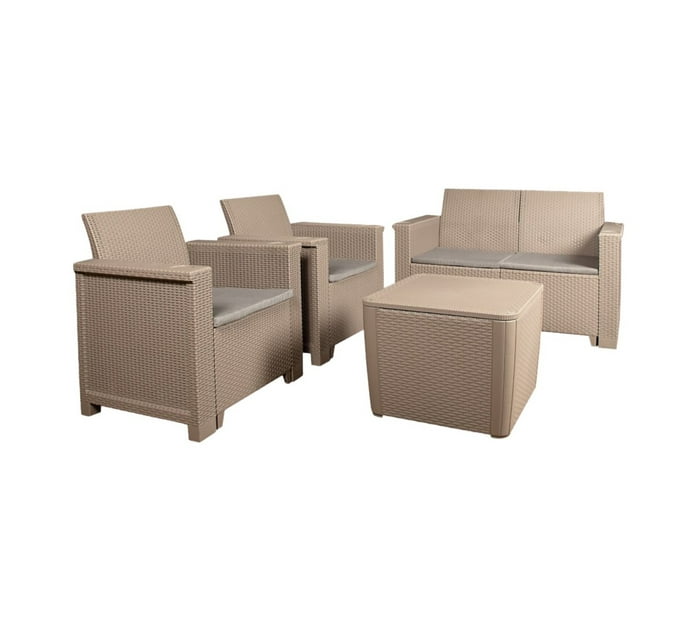 Makro patio table and chairs sale